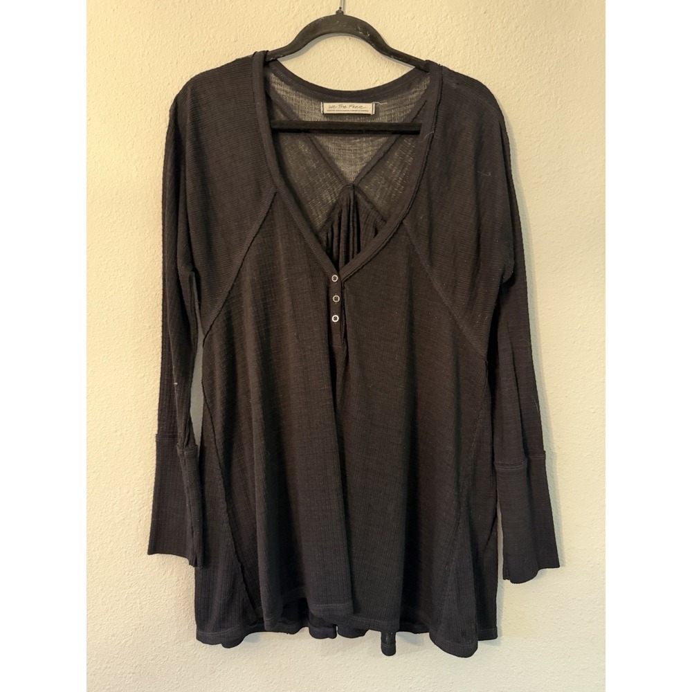 We The Free Black Long Sleeve Citrine Waffle Knit Tee size Medium Lightweight